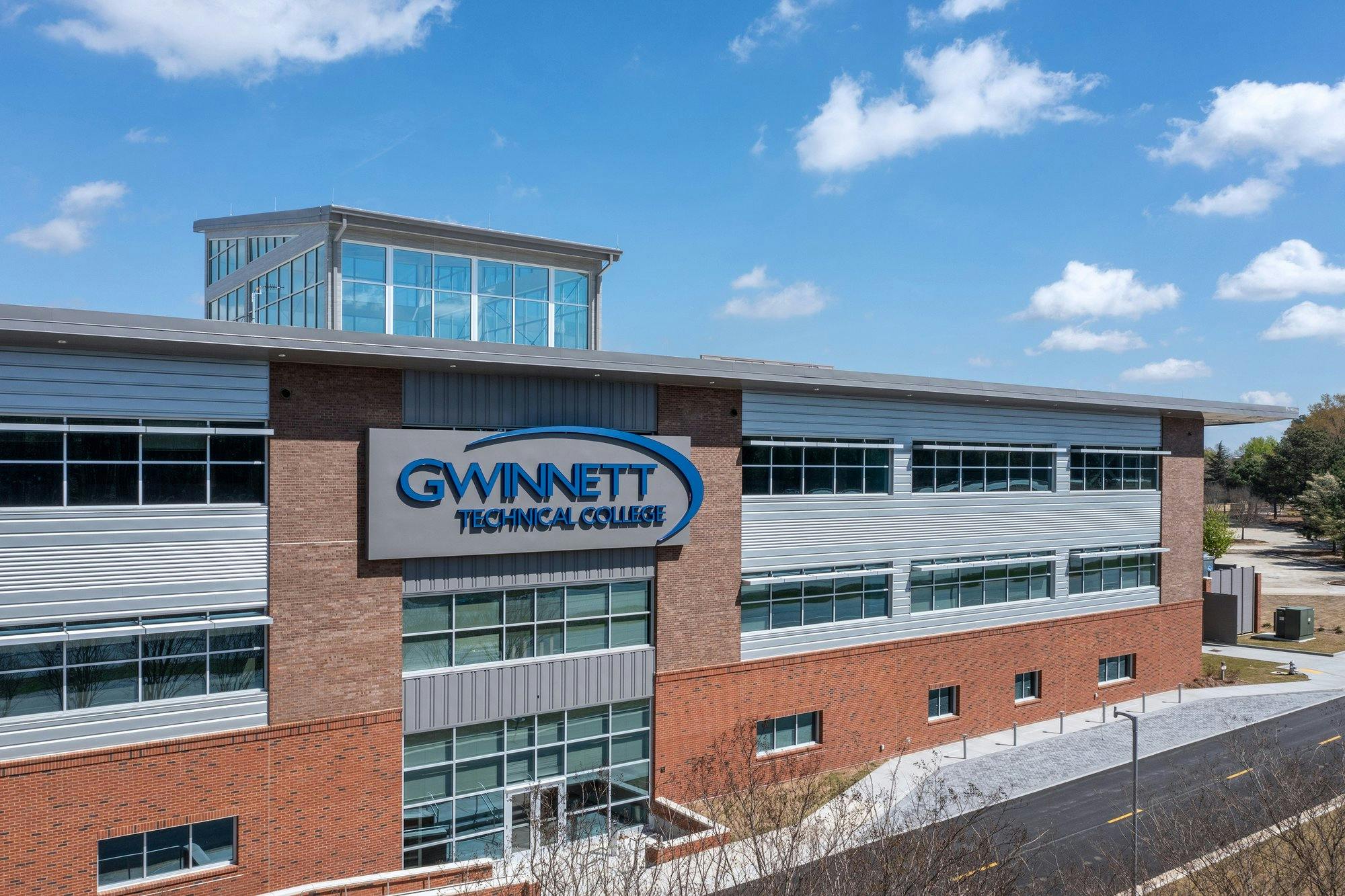 Exterior photo of Gwinnett Technical College building.