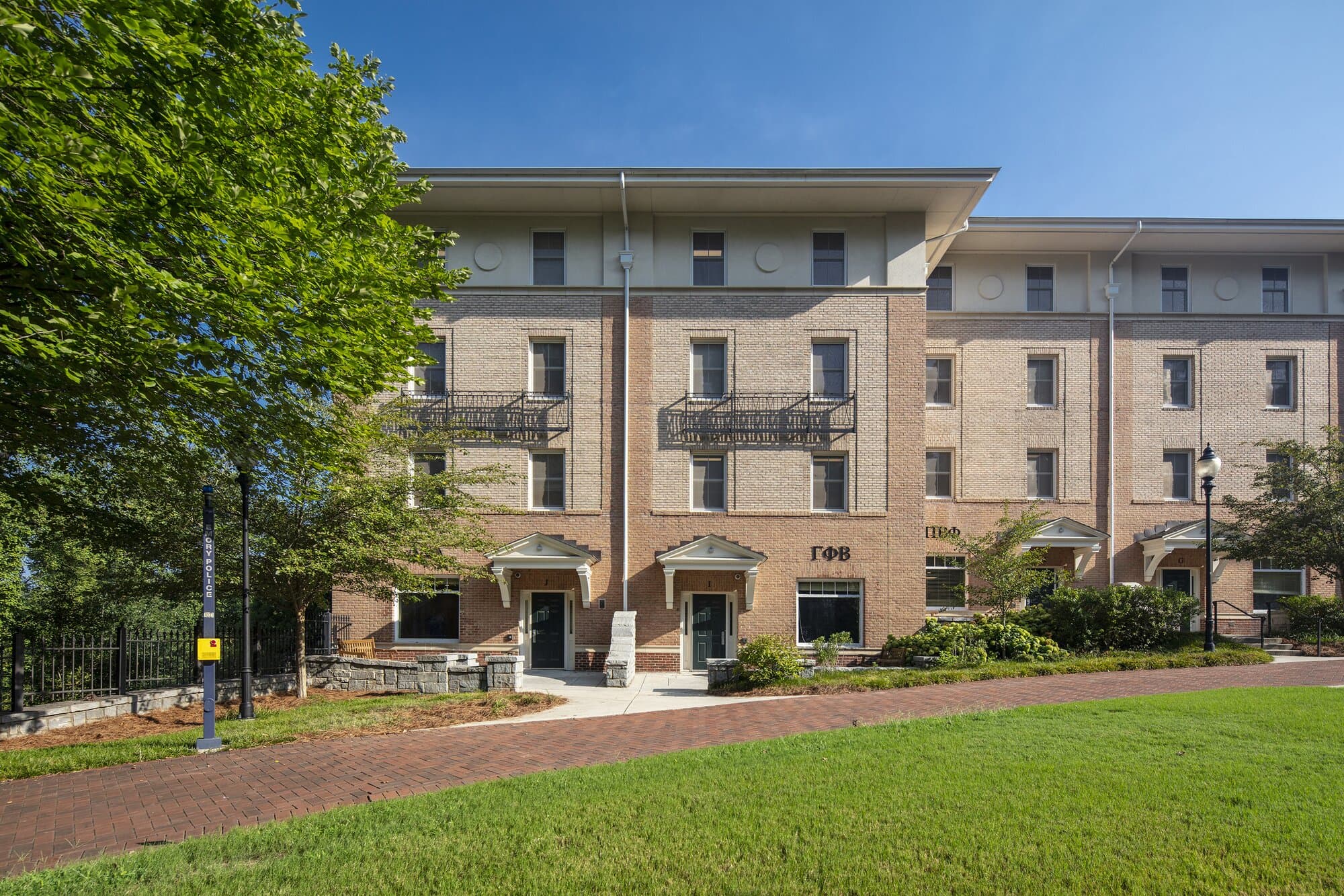 Emory Sorority lodges outside view