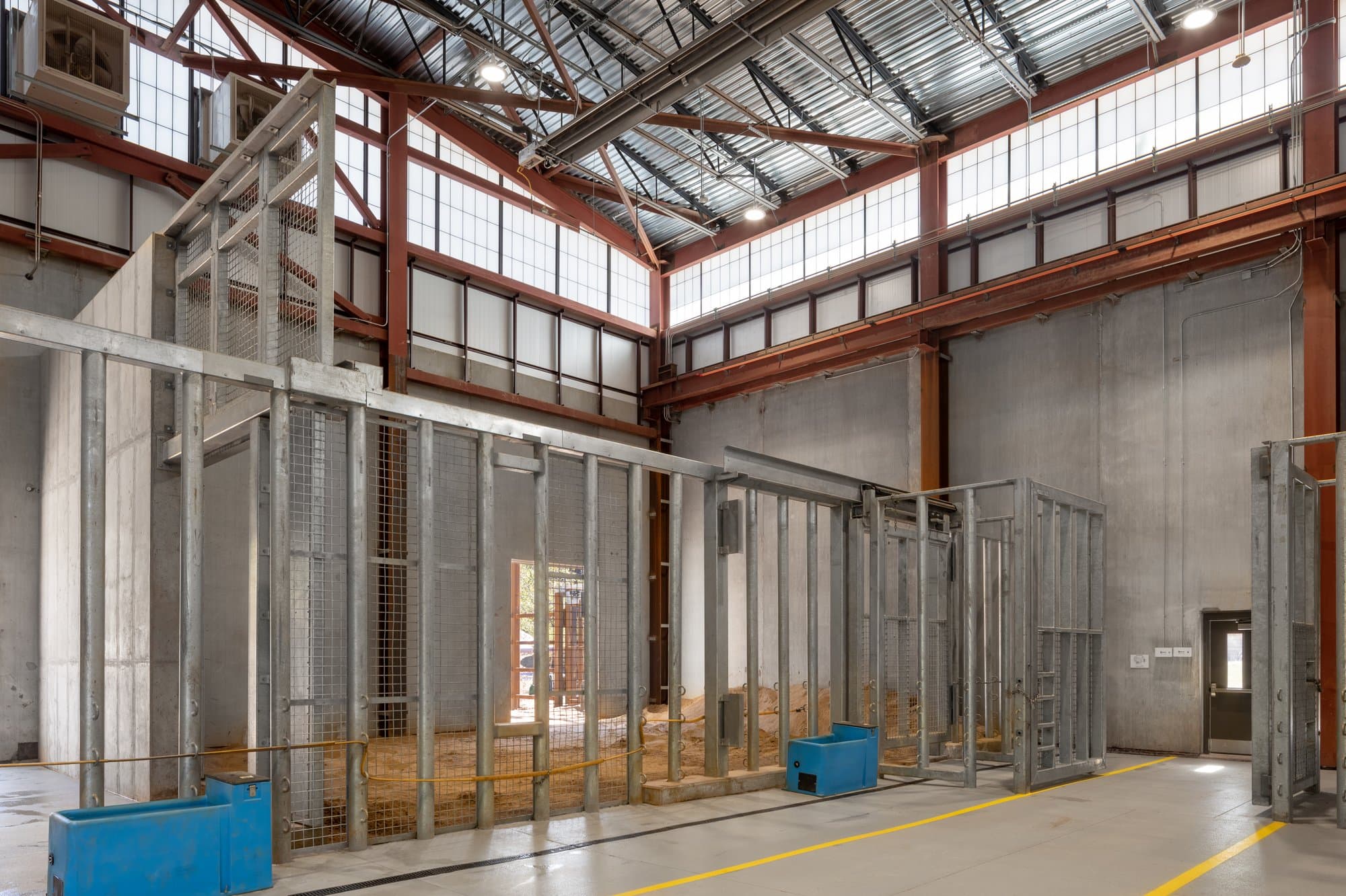 Interior enclosure of the atlanta zoo elephant barn